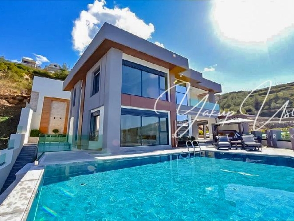Private Kargicak Villa for sale in Alanya