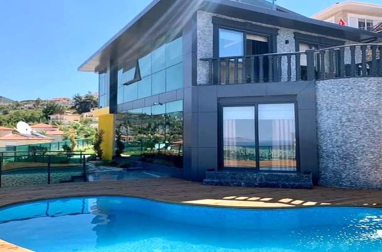 Sea View 4-Bedroom Villa For Sale Kargicak.