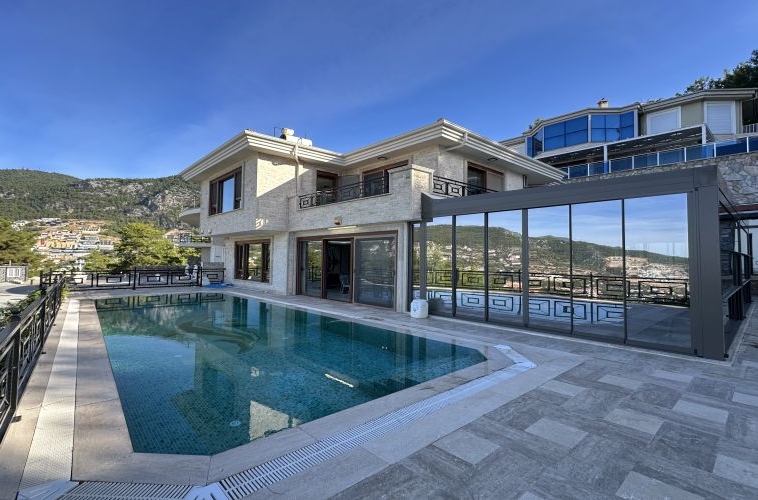 4-Bedrooms Sea View Villa For Sale Bektas